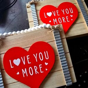 Valentines wooden hanging plaques